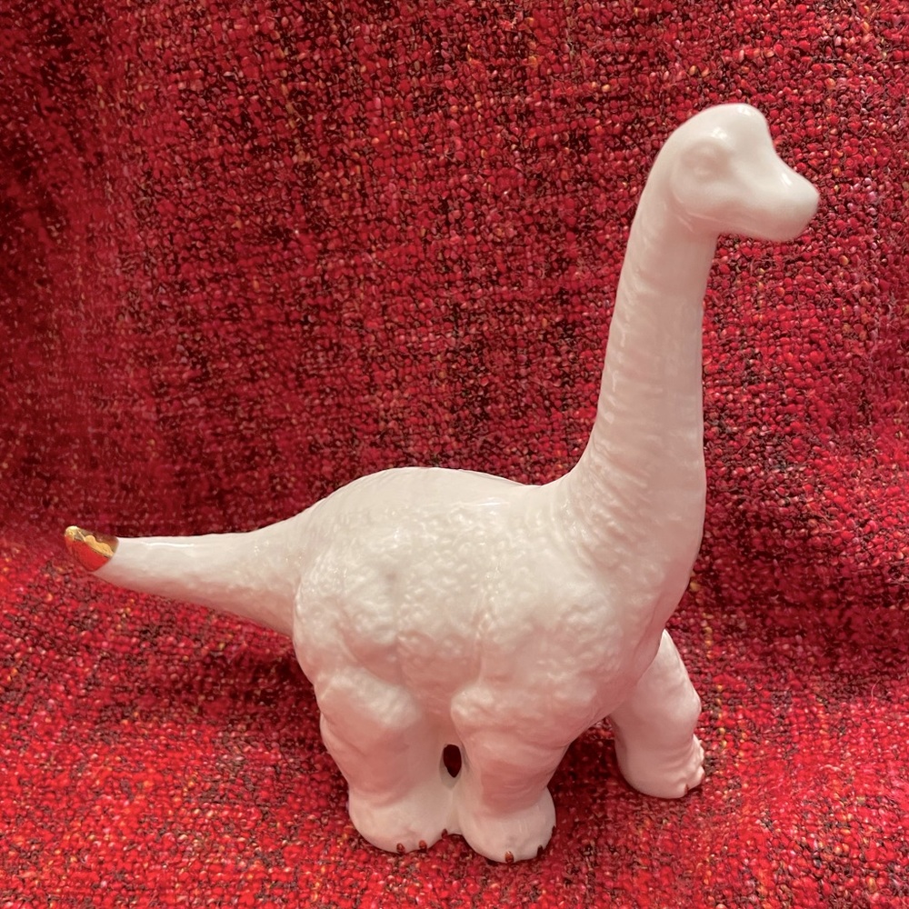 Brontosaurus Dinosaur Figurine Gold Tip Tail and painted nails!   EUC.  Like new